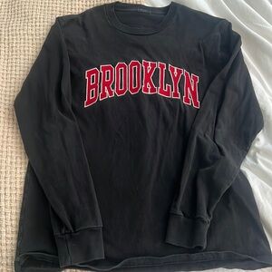Brandy Melville, crewneck, long sleeve